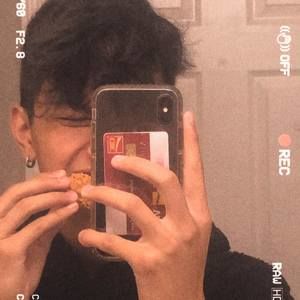 Meet your Posher, Marlon